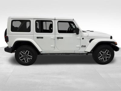 2025 Jeep Wrangler 4-Door Sahara 4x4