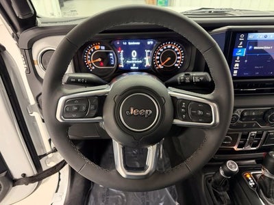 2025 Jeep Wrangler 4-Door Sahara 4x4