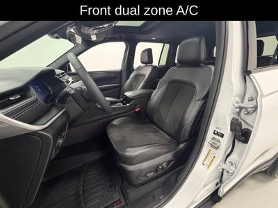 2023 Jeep Grand Cherokee Altitude 4x4
