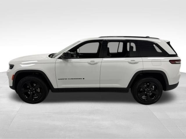 2023 Jeep Grand Cherokee Altitude 4x4