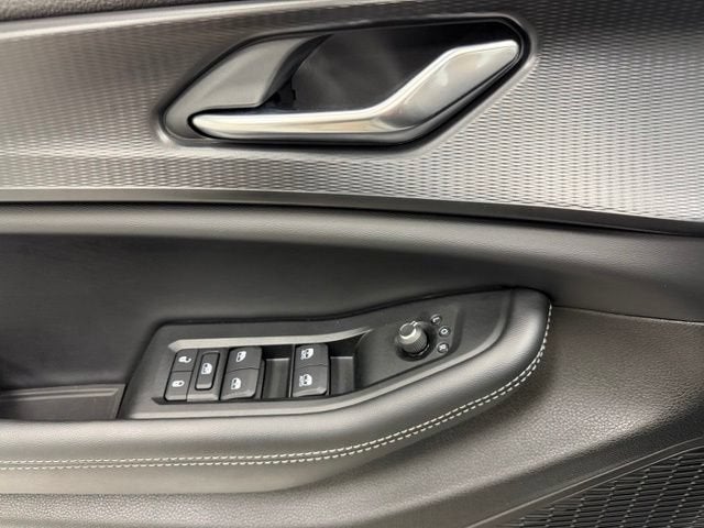 2025 Jeep Grand Cherokee L Altitude 4x4