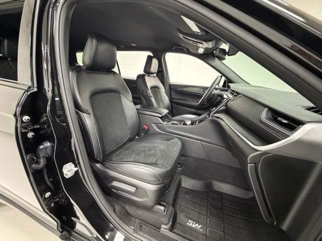 2024 Jeep Grand Cherokee L Altitude 4x4