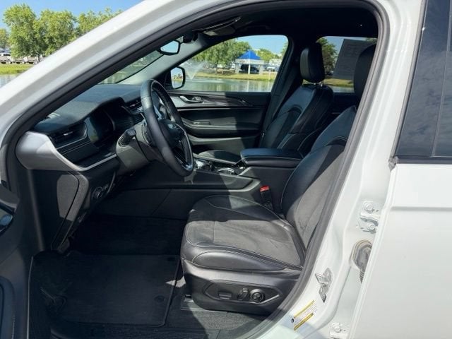 2021 Jeep Grand Cherokee L Altitude 4x4
