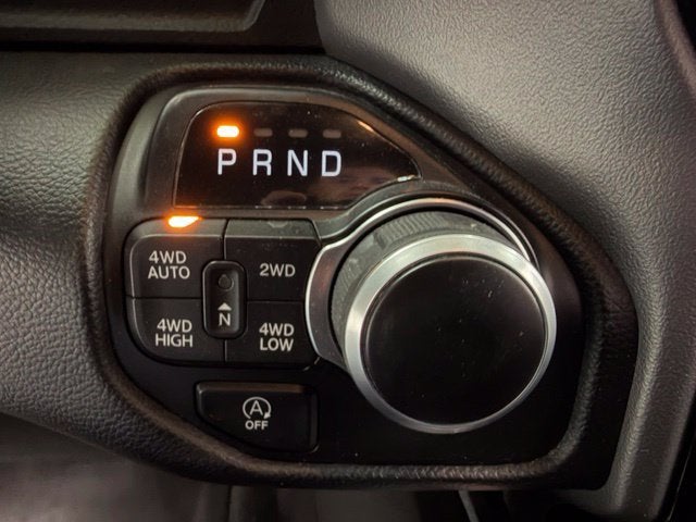 2024 RAM 1500 Big Horn Crew Cab 4x4 5'7" Box