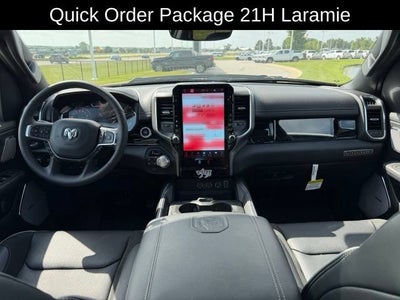 2026 RAM 1500 Laramie Crew Cab 4x4 5'7" Box