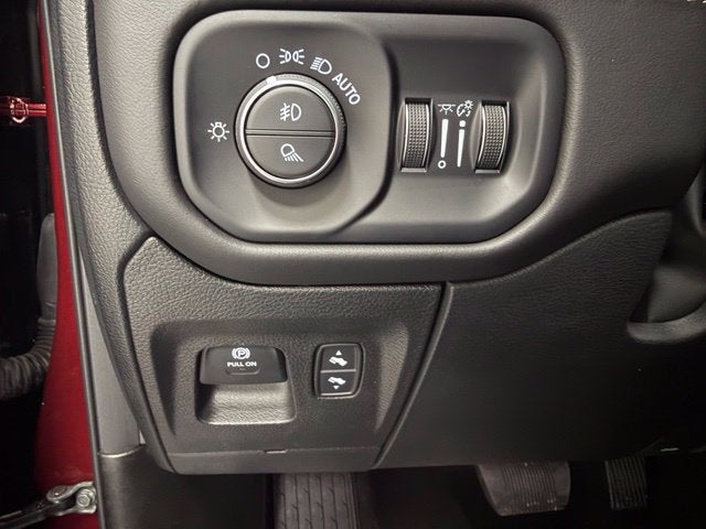 2025 RAM 1500 Limited Crew Cab 4x4 6'4" Box