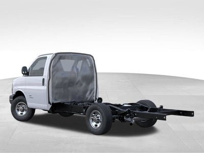 2026 Chevrolet Express Cutaway 3500 1WT