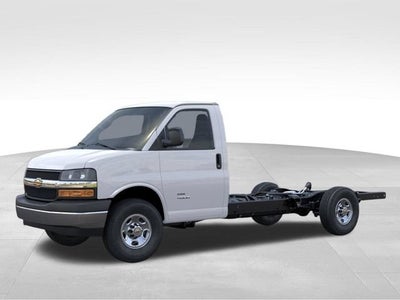 2026 Chevrolet Express Cutaway 3500 1WT