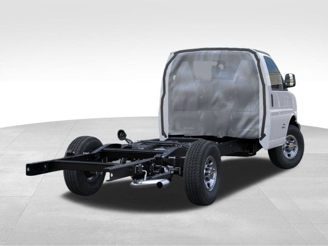 2026 Chevrolet Express Cutaway 3500 1WT