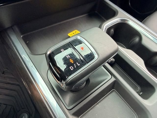 2025 Chevrolet Silverado 1500 LTZ - Photo 15