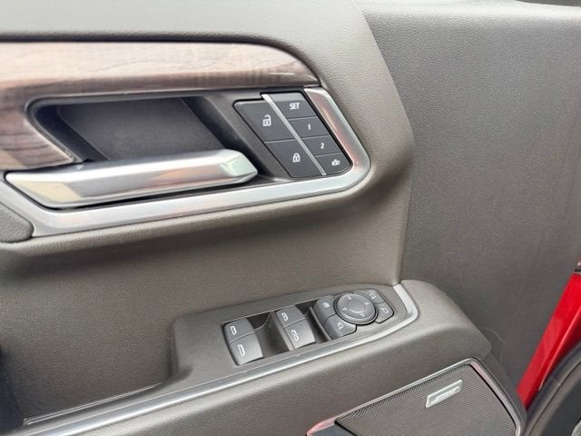 2025 Chevrolet Silverado 1500 LTZ - Photo 20