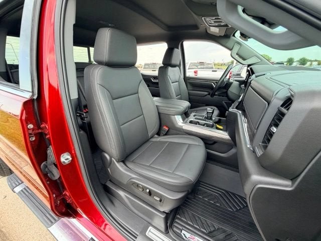 2025 Chevrolet Silverado 1500 LTZ - Photo 26