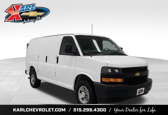 2026 Chevrolet Express Cargo WT