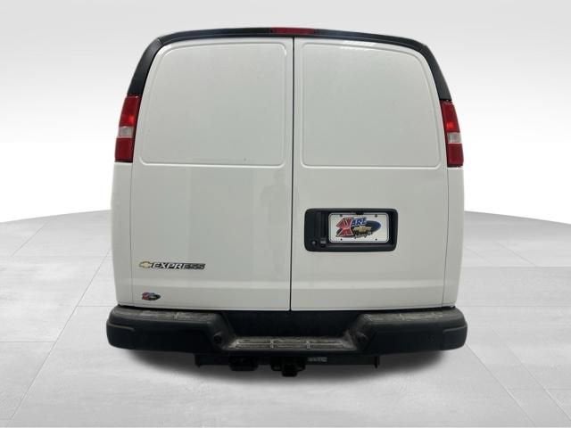 2026 Chevrolet Express Cargo WT