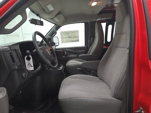 2026 Chevrolet Express Cargo 1WT