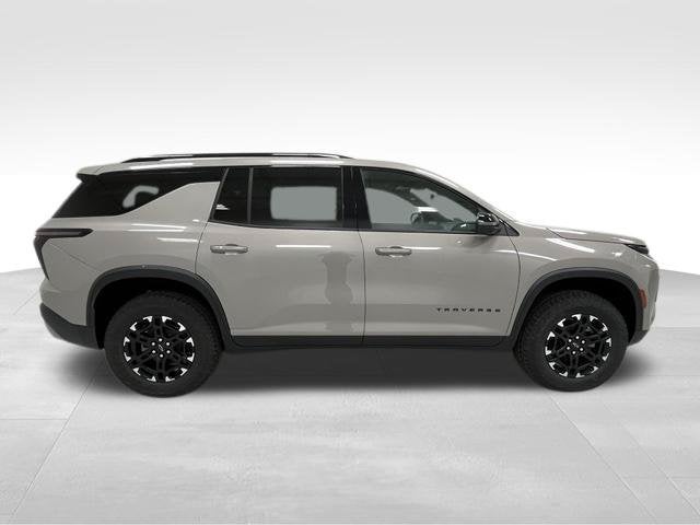 2027 Chevrolet Traverse Z71 - Photo 19