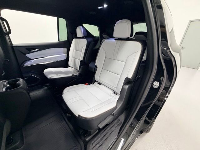 2025 Chevrolet Traverse High Country