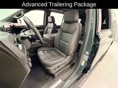 2025 Chevrolet Suburban RST