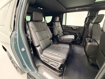 2025 Chevrolet Suburban RST
