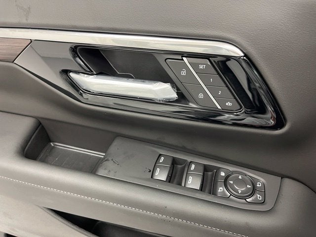 2027 Chevrolet Tahoe Z71 - Photo 15