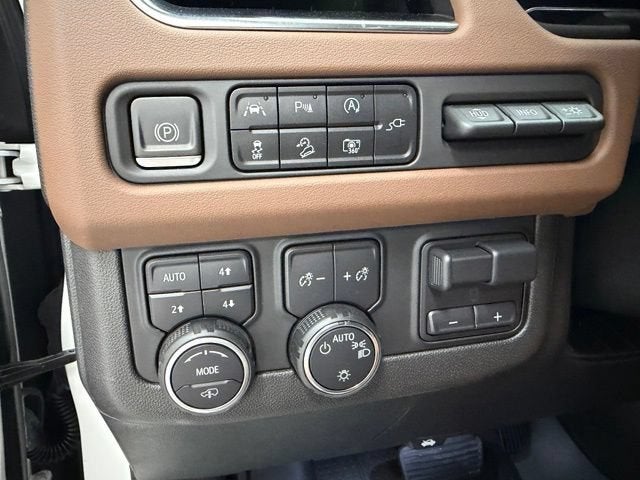 2022 Chevrolet Suburban High Country - Photo 17