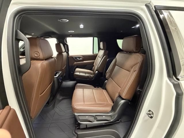 2022 Chevrolet Suburban High Country - Photo 23