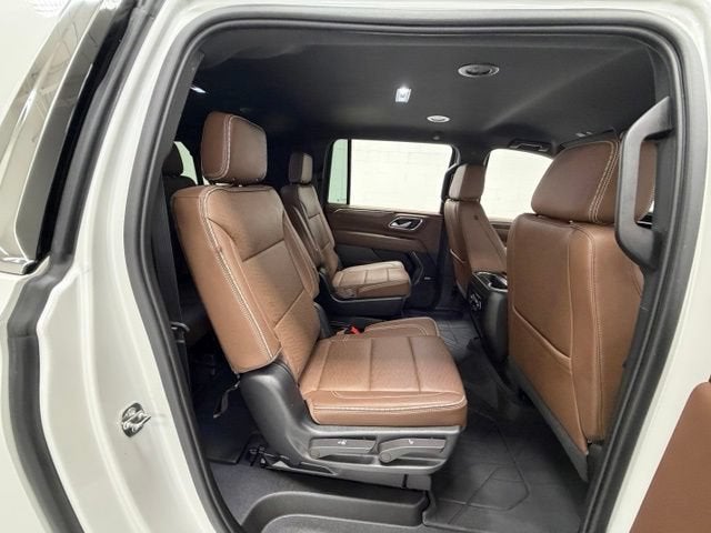 2022 Chevrolet Suburban High Country - Photo 25