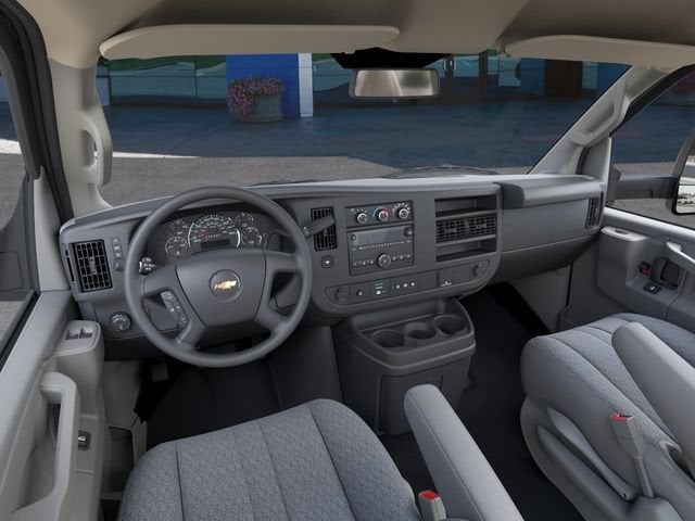 2026 Chevrolet Express Cutaway 3500 1WT