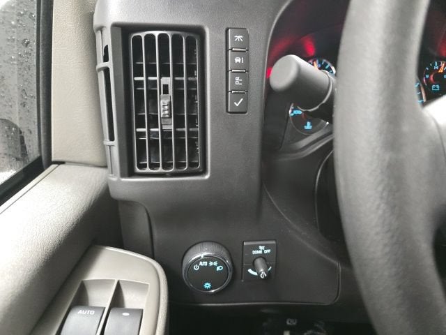 2026 Chevrolet Express Cutaway 3500 1WT
