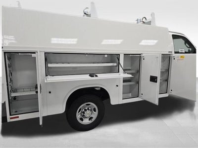 2026 Chevrolet Express Cutaway 3500 1WT