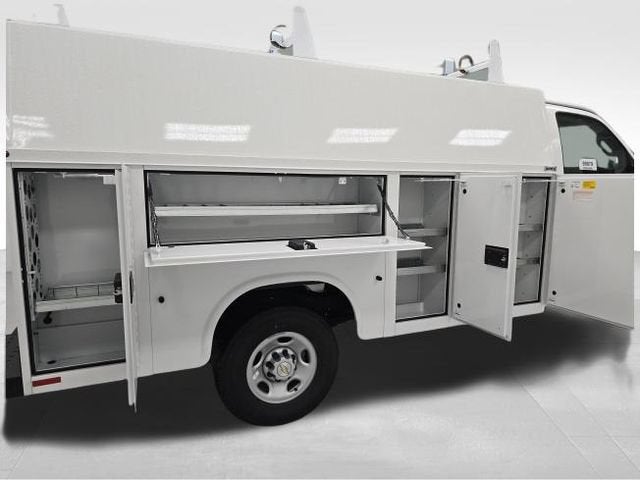 2026 Chevrolet Express Cutaway 3500 1WT