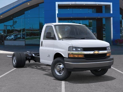 2026 Chevrolet Express Cutaway 3500 1WT