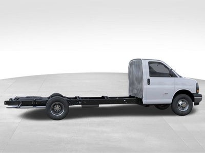 2026 Chevrolet Express Cutaway 3500 1WT
