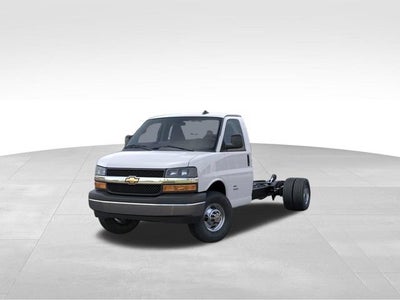 2025 Chevrolet Express Cutaway 3500 1WT