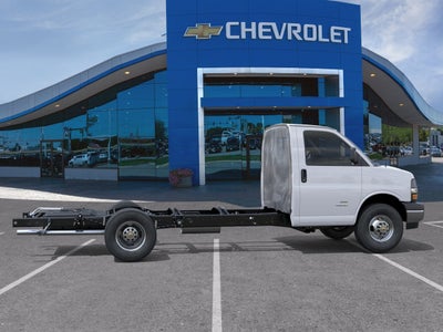 2026 Chevrolet Express Cutaway 4500 2WT