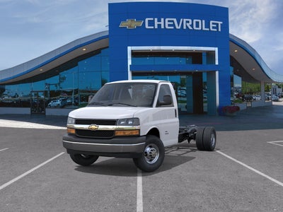 2026 Chevrolet Express Cutaway 4500 2WT