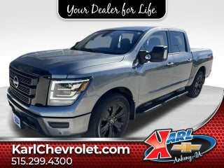 2024 Nissan TITAN Crew Cab SV 4x4