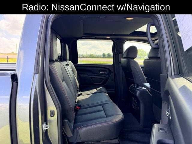 2021 Nissan TITAN Crew Cab PRO-4X 4x4