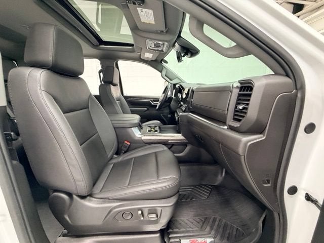 2025 Chevrolet Silverado 3500 HD LTZ