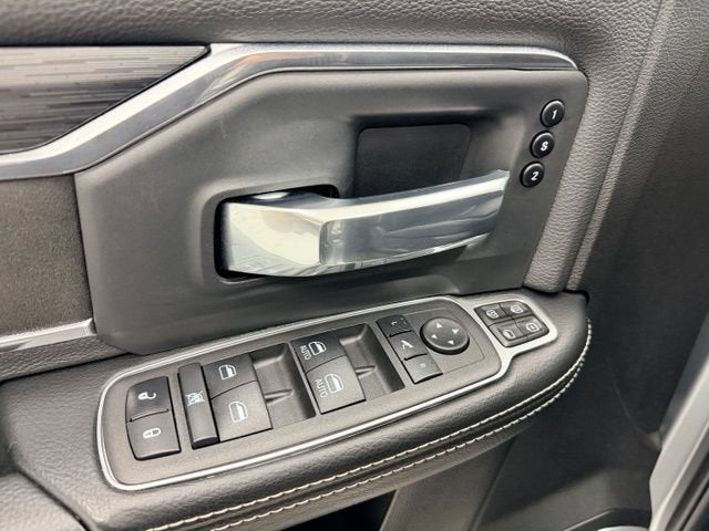 2024 RAM 2500 Laramie Crew Cab 4x4 6'4" Box