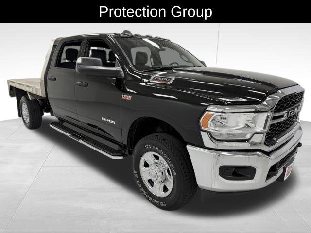 2022 RAM 2500 Tradesman Crew Cab 4x4 8' Box