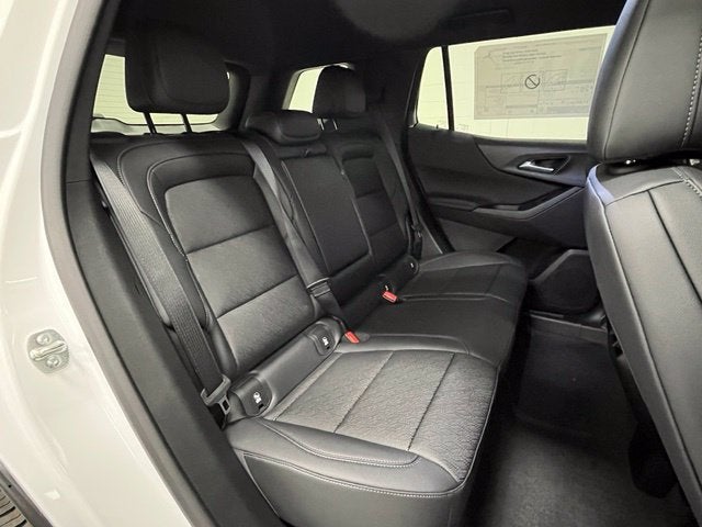 2027 Chevrolet Equinox LT - Photo 22