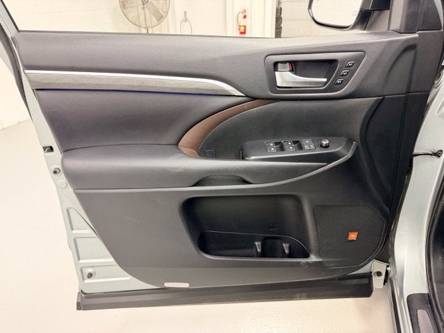 2019 Toyota Highlander Limited - Photo 18