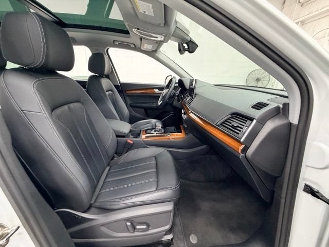 2023 Audi Q5 S line Premium
