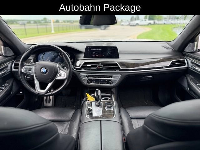 2018 BMW 750i xDrive