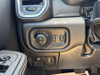2025 RAM 1500 Laramie Crew Cab 4x4 5'7" Box
