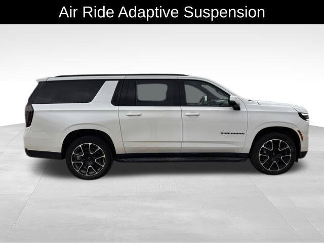 2025 Chevrolet Suburban RST
