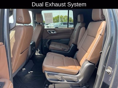 2022 Chevrolet Suburban High Country