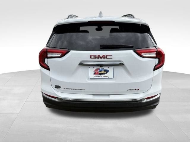2024 GMC Terrain AT4