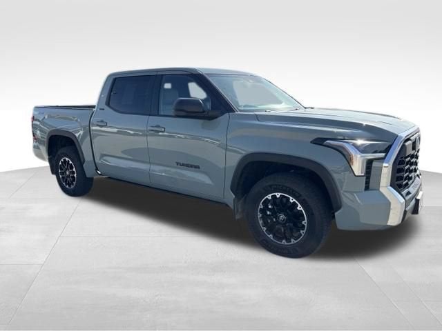 2026 Toyota Tundra SR5 CrewMax 5.5' Bed
